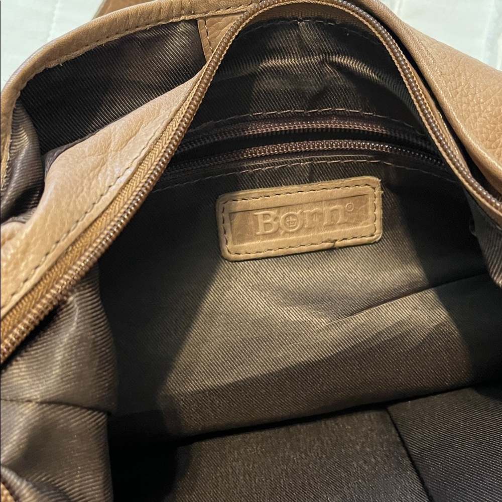 BORN Morley leather crossbody/hobo bag - Picture 8 of 16